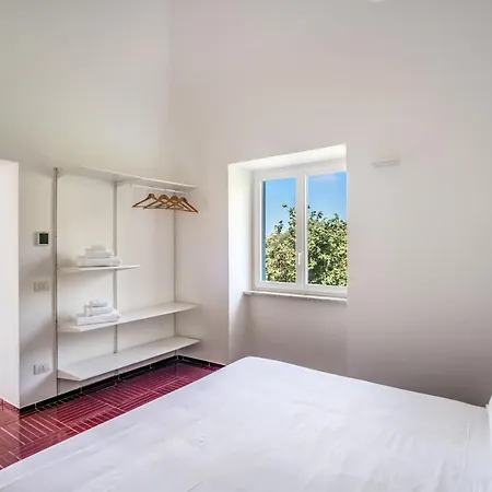 La Luce 5 Bedrooms In The Town Center