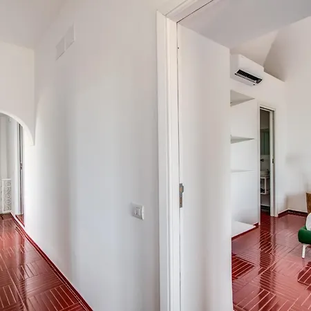 Villa La Luce 5 Bedrooms In The Town Center *